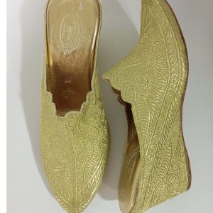 Zapatos tradicionales